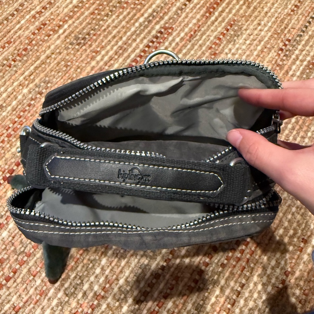 Kipling Crossbody Bag - Picture 6 of 6
